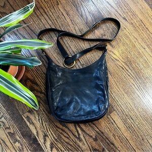 Vintage Frye Black Leather Crossbody Saddle Bag Adjustable Gold Ring Purse